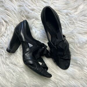 Tè Casan 16 of 60 rare heels 👠